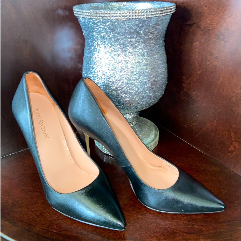 Enzo Angiolini Pumps